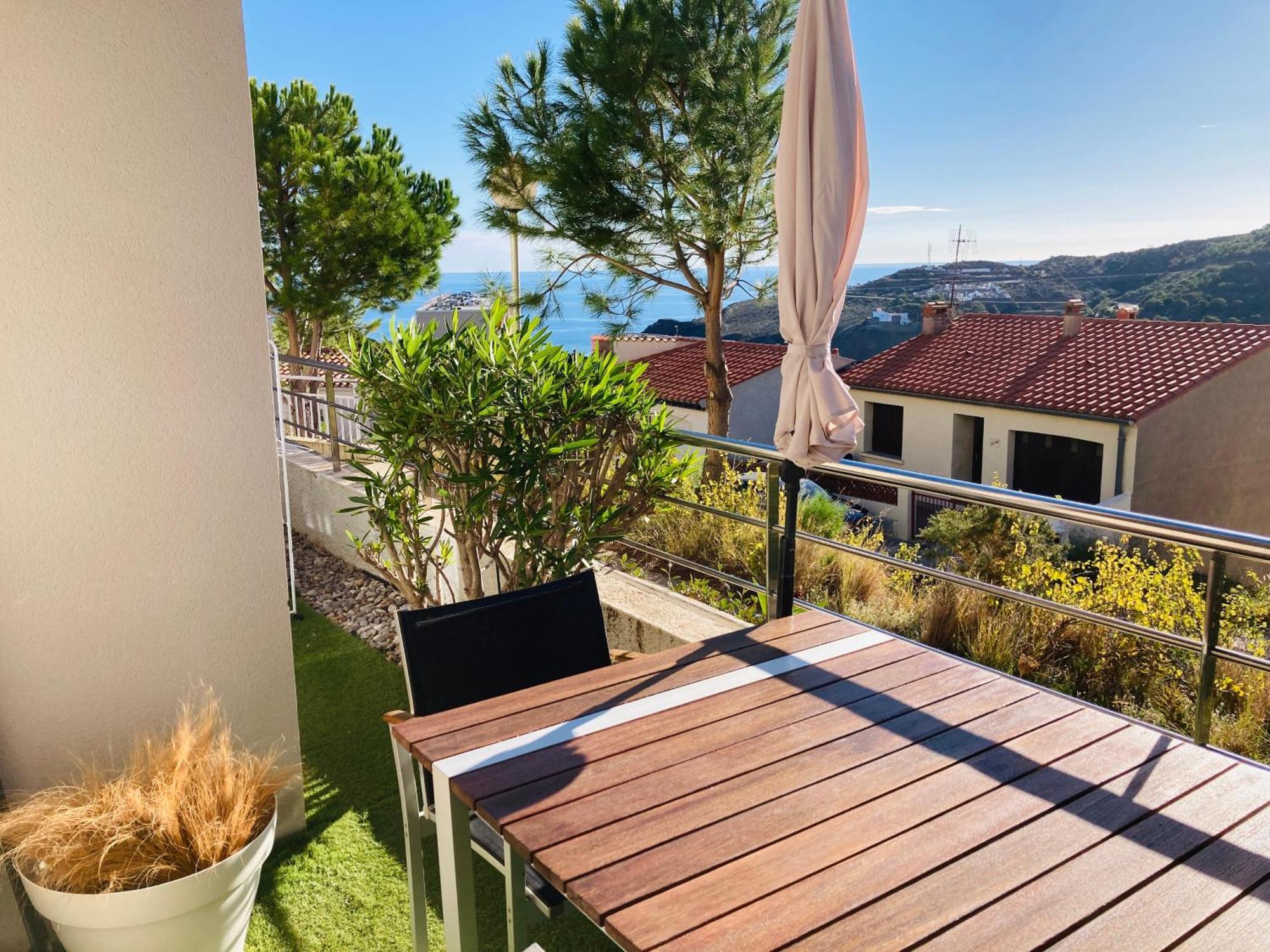 Residence Costa Vermella, Vue Mer Et Montagne Au Calme Cerbère Eksteriør billede
